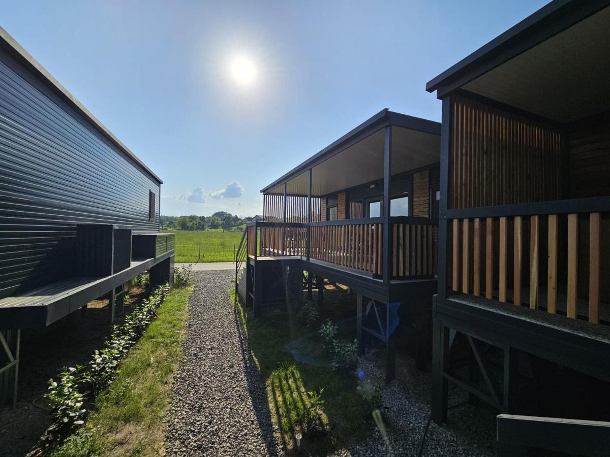 Big Berry Kolpa - Merryberry Mobile House Metlika Buitenkant foto